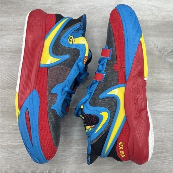Nike Kyrie 8 GO Black Blue Red DQ8078-012 GS - Picture 4 of 6